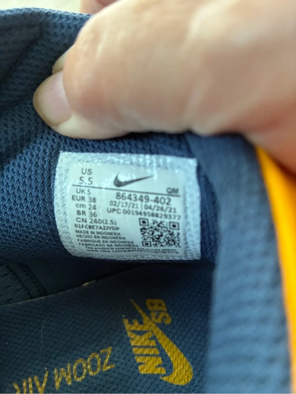 Nike Blazer Mid Michigan Sneakers Youth Size 5.5
